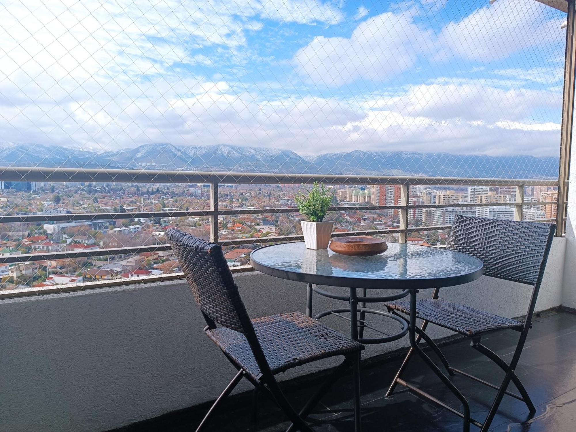 Views Cordillera, Santiago